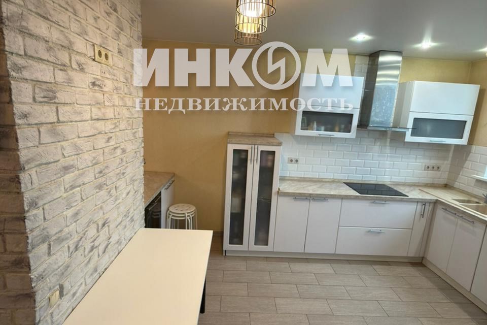 Продаётся 3-комнатная квартира, 74.7 м²
