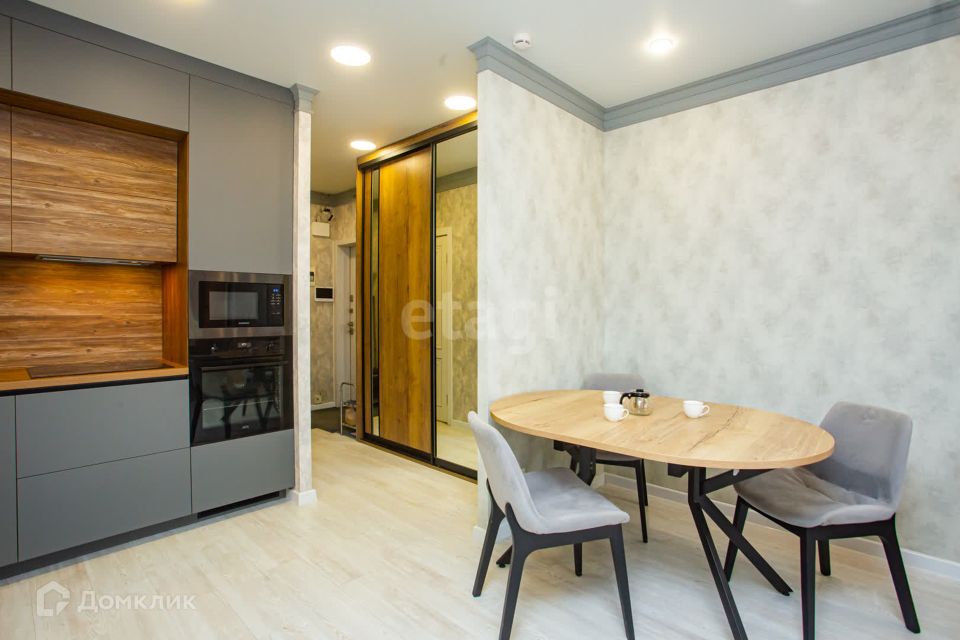 Продаётся 3-комнатная квартира, 62.1 м²