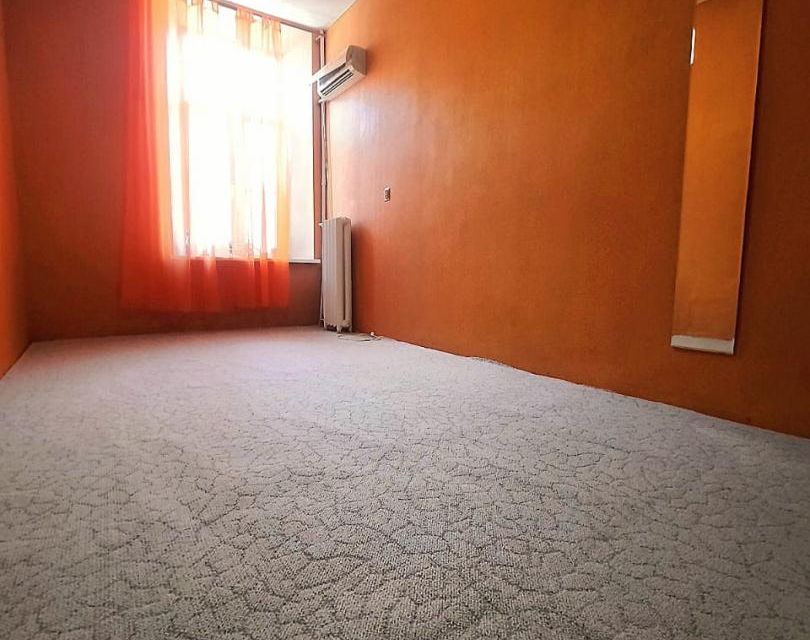 Продаётся комната в 9-комн. квартире, 16.2 м²