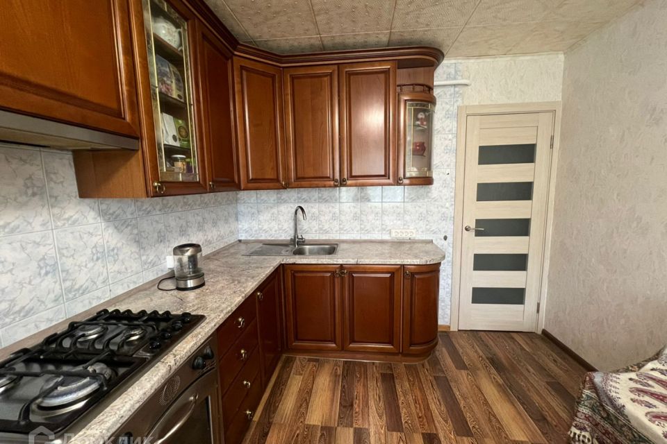 Продаётся 4-комнатная квартира, 106.7 м²