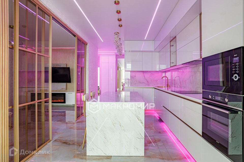 Сдаётся 2-комнатная квартира, 89 м²