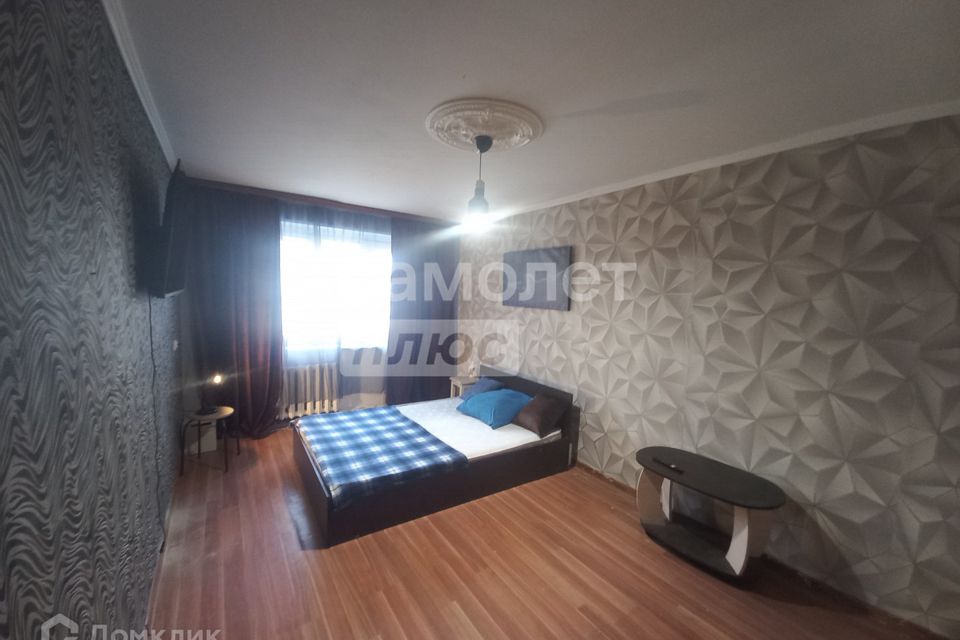 Продаётся 1-комнатная квартира, 38 м²