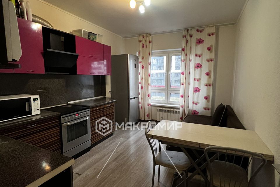 Продаётся 3-комнатная квартира, 79.8 м²
