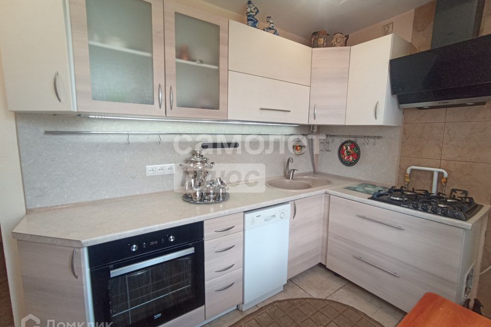 Продаётся 3-комнатная квартира, 77 м²