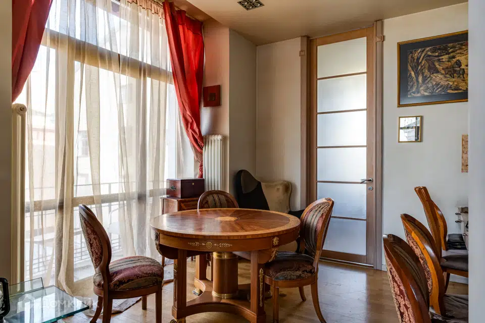 Продаётся 5-комнатная квартира, 144.4 м²