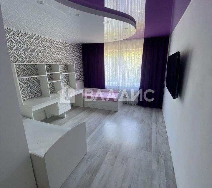 Продаётся 2-комнатная квартира, 57.4 м²