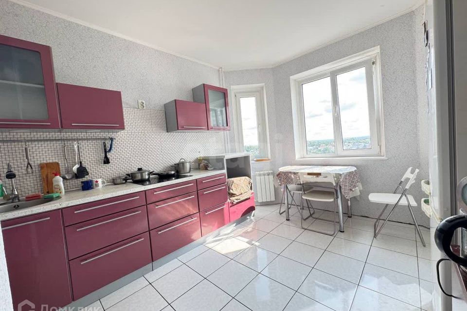 Продаётся 2-комнатная квартира, 56.2 м²