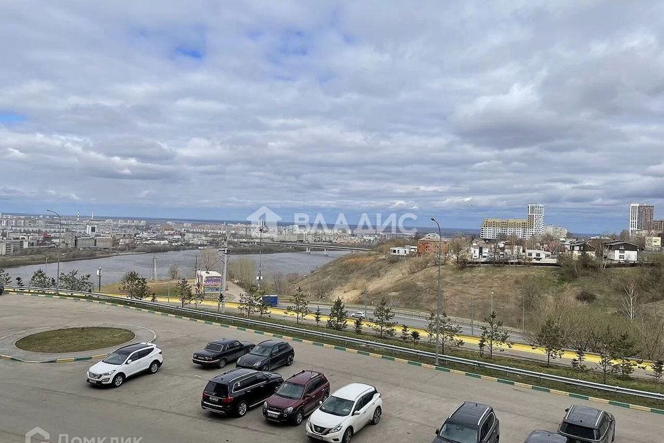 Продаётся 3-комнатная квартира, 109.3 м²