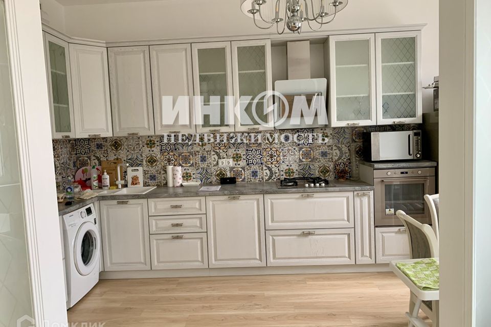 Продаётся 3-комнатная квартира, 79.9 м²
