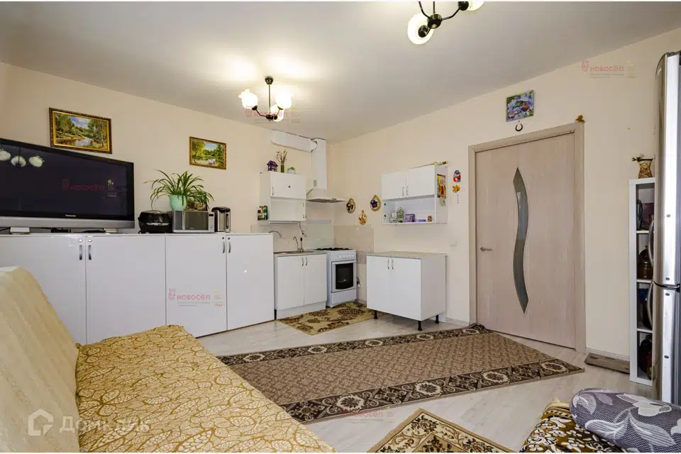 Продаётся 2-этажный дом, 244 м²