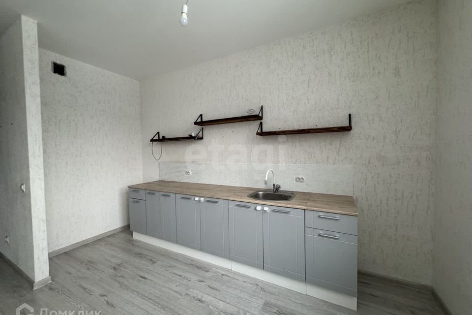 Сдаётся 2-комнатная квартира, 74 м²