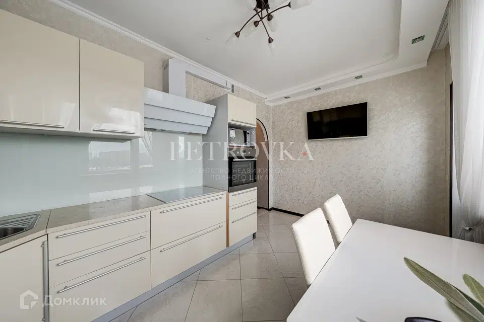 Продаётся 1-комнатная квартира, 44 м²