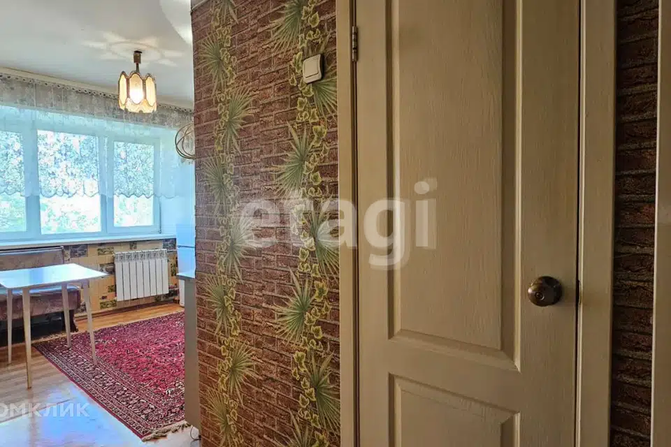 Сдаётся 2-комнатная квартира, 50.3 м²