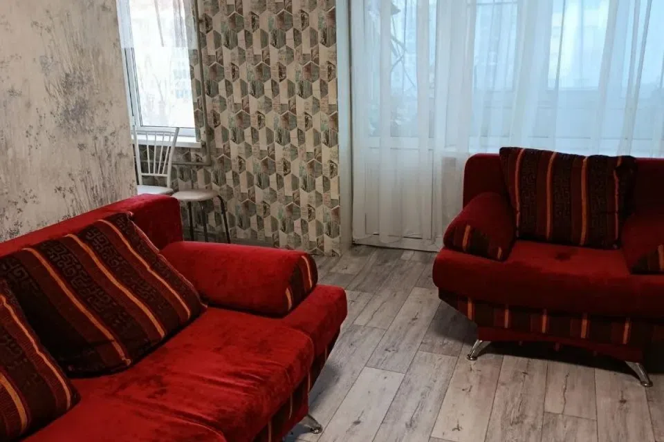 Продаётся 3-комнатная квартира, 60.5 м²