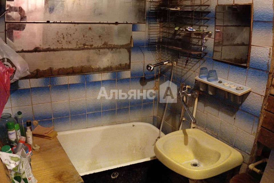 Продаётся 3-комнатная квартира, 55.3 м²