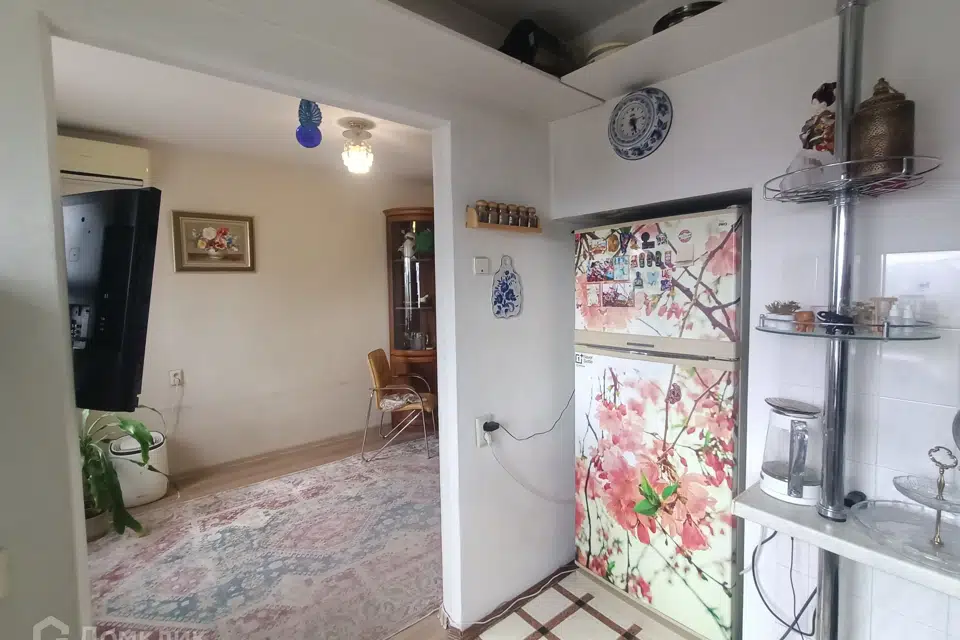 Продаётся 3-комнатная квартира, 58.5 м²