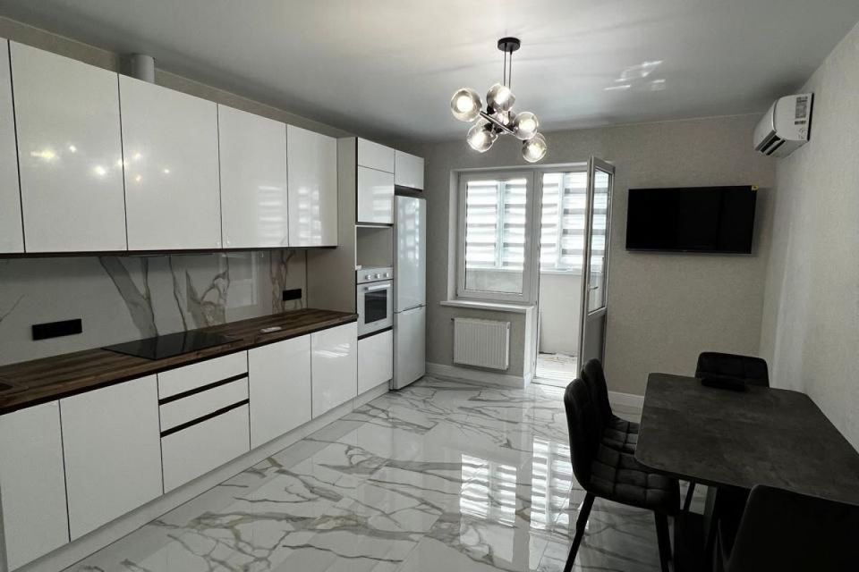 Продаётся 2-комнатная квартира, 74.1 м²