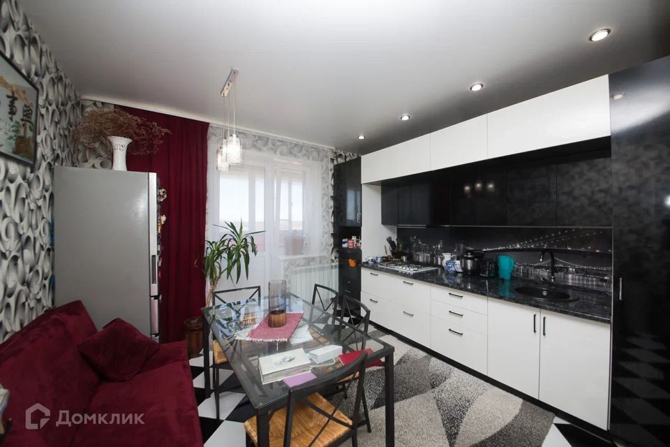 Продаётся 1-комнатная квартира, 46 м²