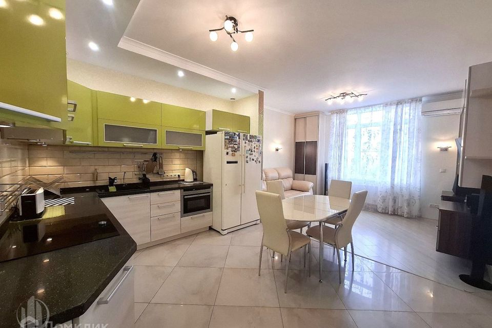 Сдаётся 3-комнатная квартира, 73 м²