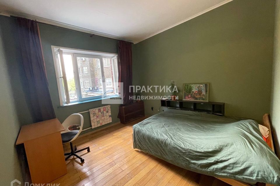 Продаётся 1-комнатная квартира, 42.8 м²