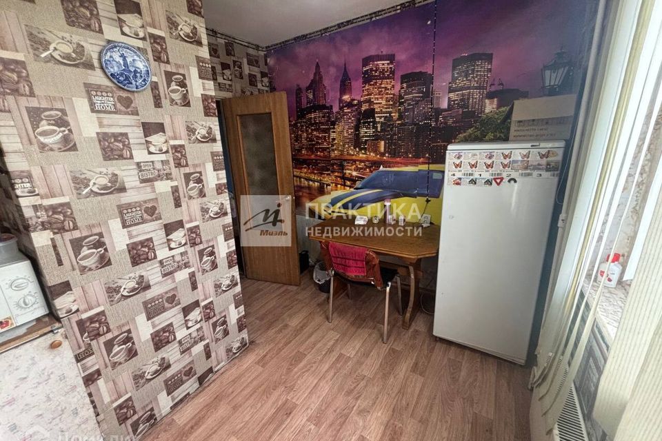 Продаётся 1-комнатная квартира, 37.7 м²