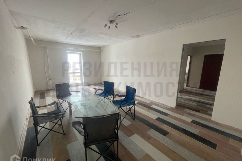 Продаётся 2-комнатная квартира, 70.3 м²