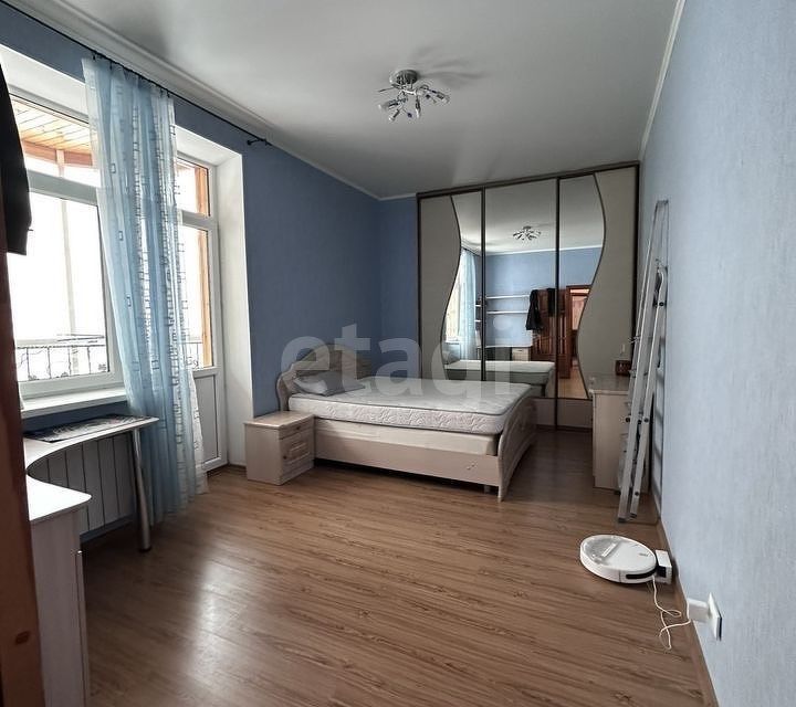 Продаётся 3-комнатная квартира, 82.5 м²