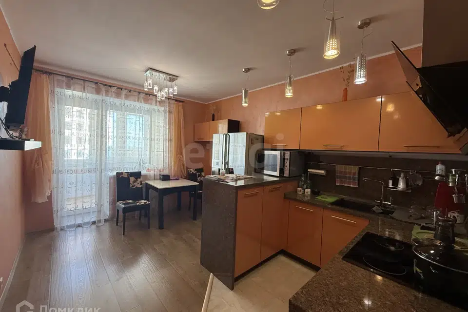Сдаётся 3-комнатная квартира, 100.8 м²