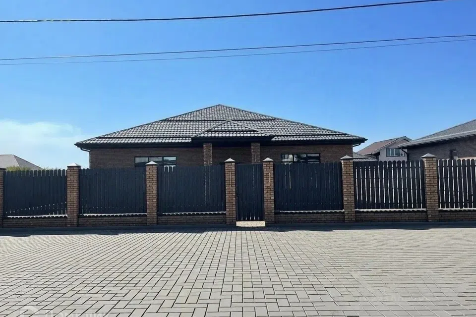 Продаётся 1-этажный дом, 179 м²