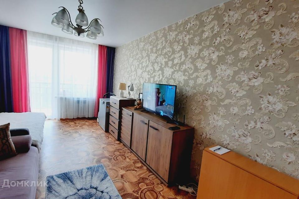 Продаётся 1-комнатная квартира, 42.6 м²