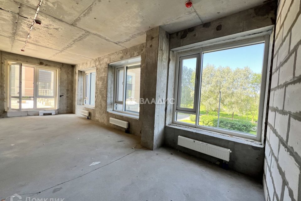 Продаётся 2-комнатная квартира, 110.8 м²