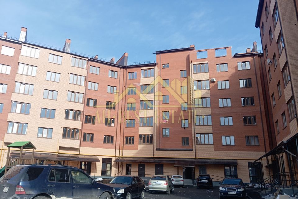 Продаётся 1-комнатная квартира, 55 м²