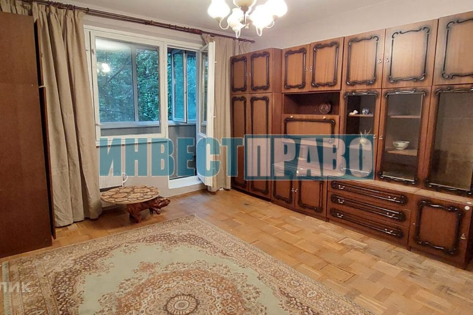 Сдаётся 1-комнатная квартира, 40 м²
