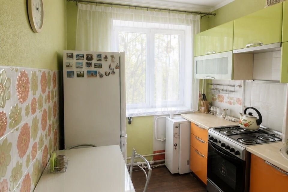 Продаётся 4-комнатная квартира, 65 м²