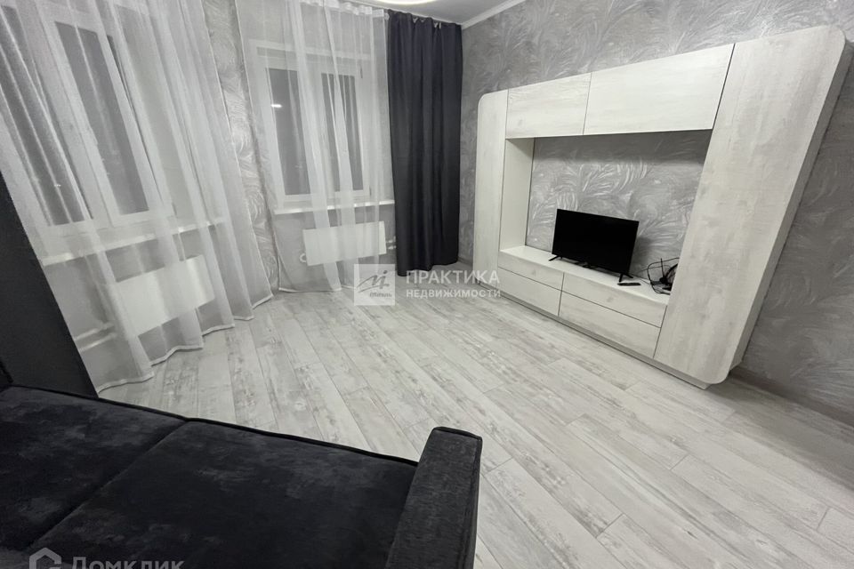 Сдаётся 2-комнатная квартира, 68 м²