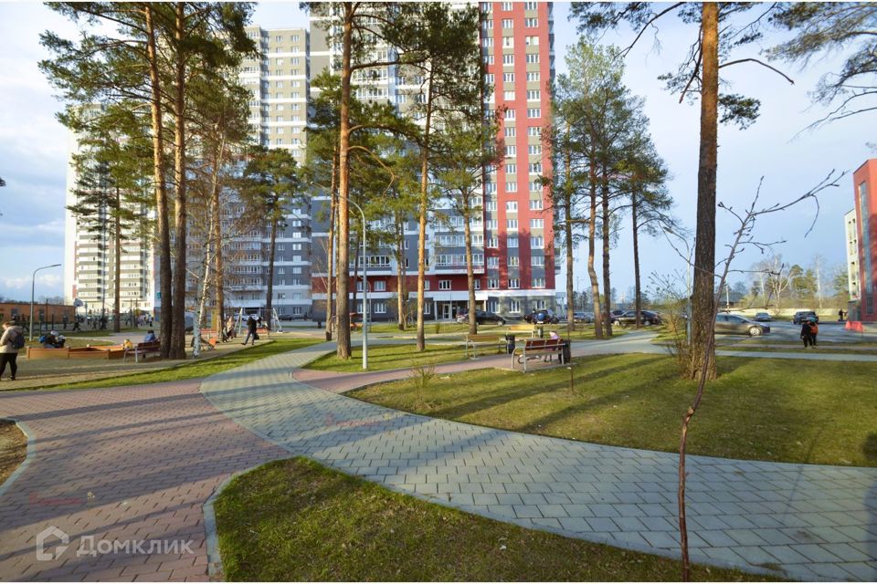 Сдаётся 1-комнатная квартира, 42 м²