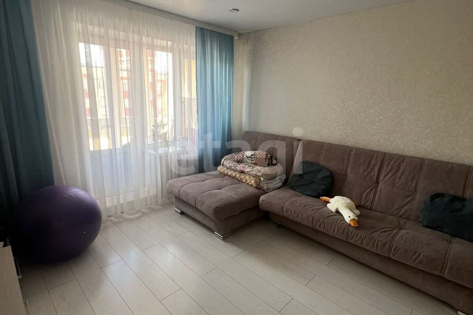 Продаётся 1-комнатная квартира, 38.2 м²