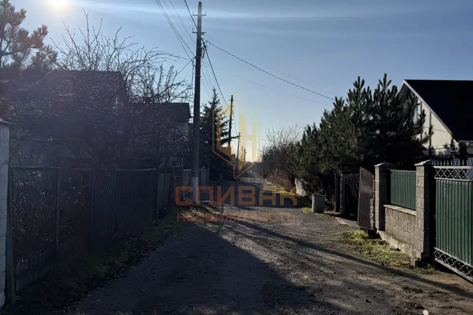 Продаётся участок, 5.06 сот., Садовый