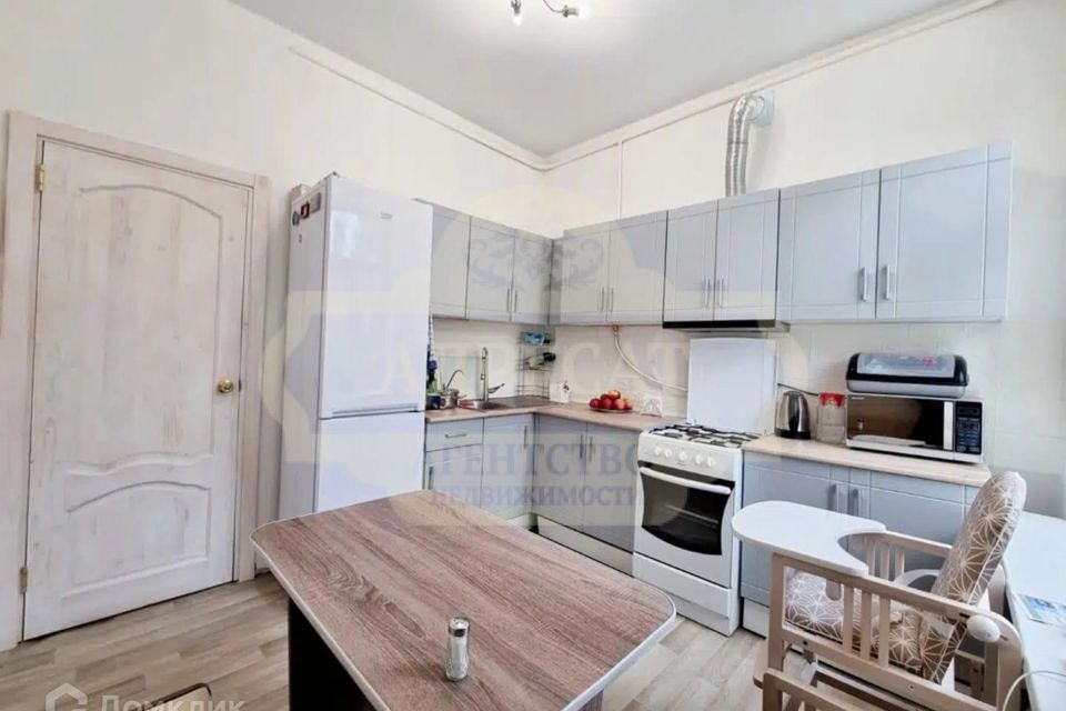 Продаётся 3-комнатная квартира, 83.2 м²