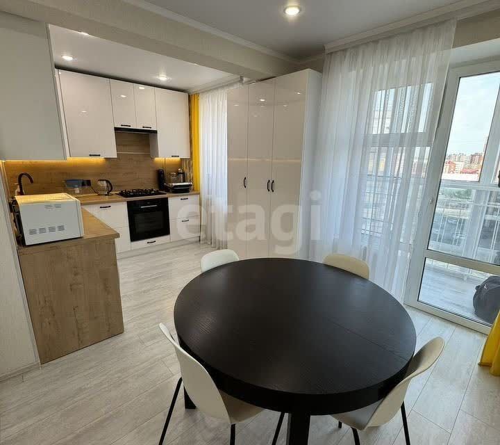 Продаётся 1-комнатная квартира, 38.1 м²