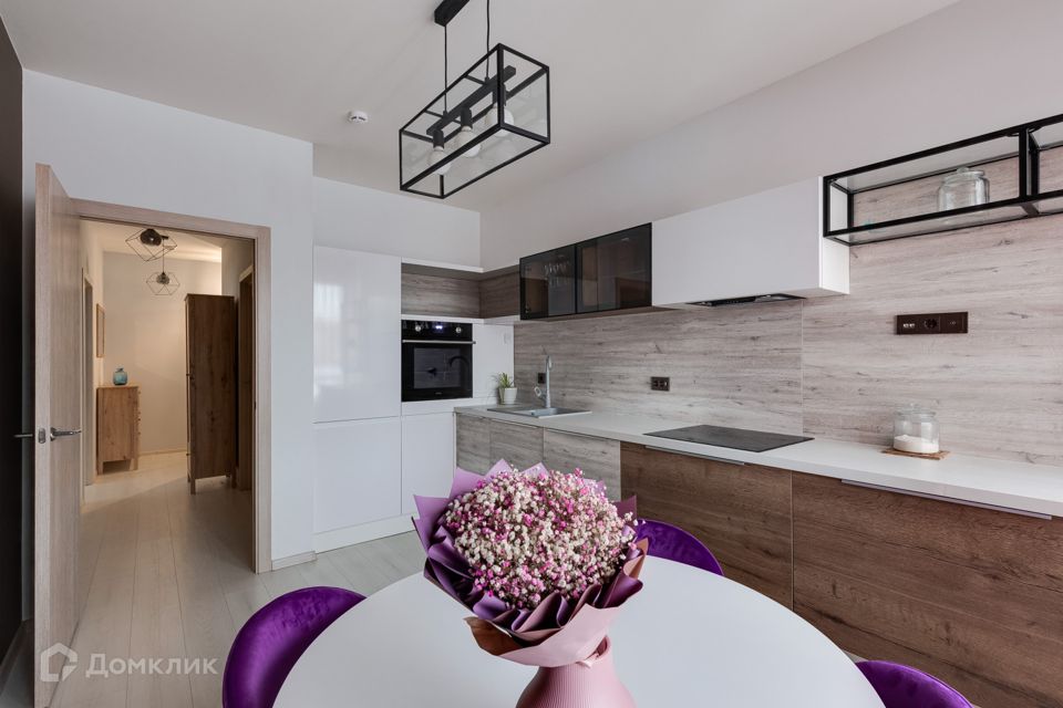 Продаётся 2-комнатная квартира, 63 м²