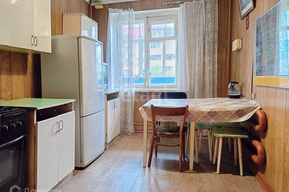 Продаётся 2-комнатная квартира, 37.8 м²