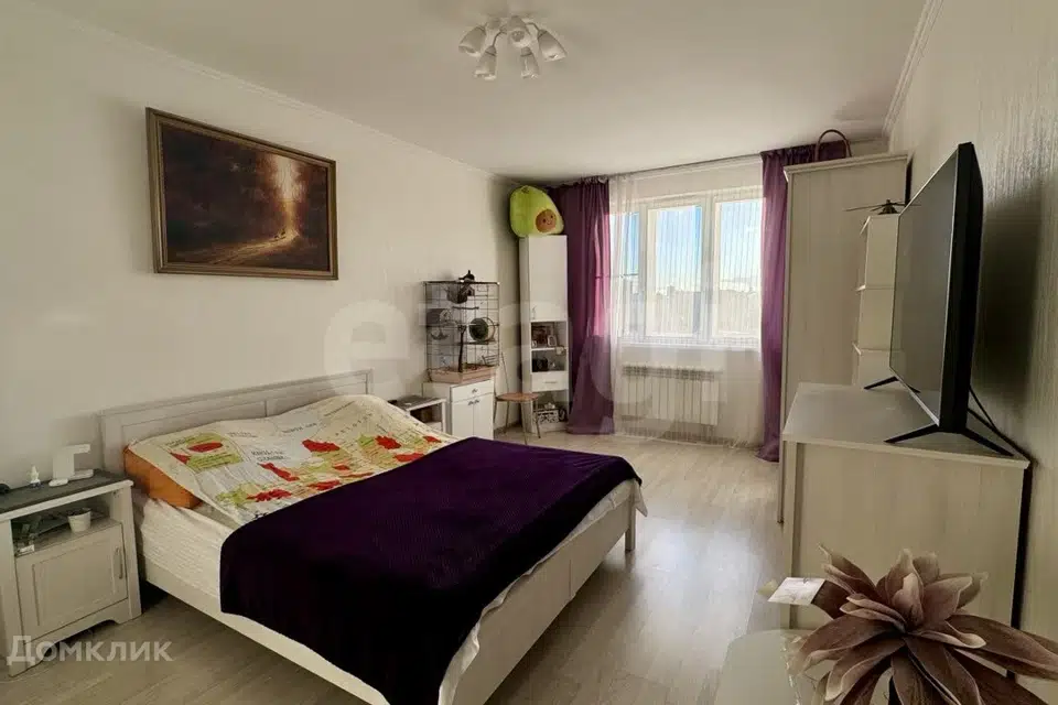 Продаётся 3-комнатная квартира, 90 м²