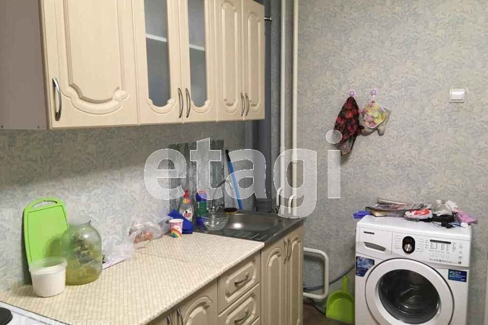 Сдаётся 2-комнатная квартира, 56 м²