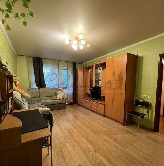 Продаётся 1-комнатная квартира, 37 м²