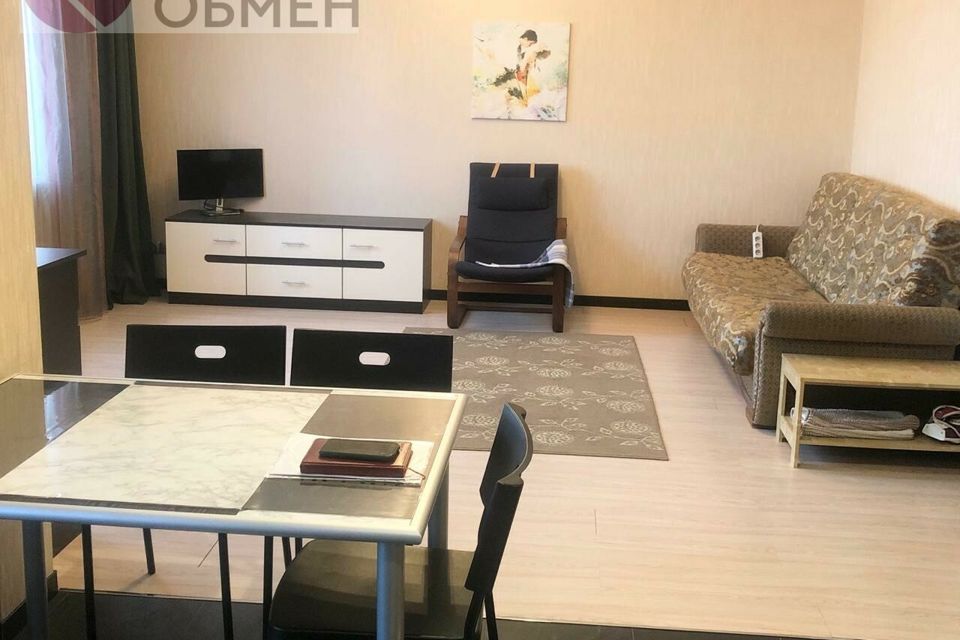 Продаётся 1-комнатная квартира, 47.2 м²