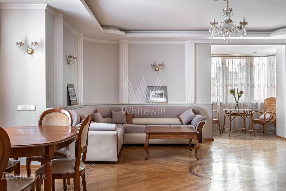 Сдаётся 3-комнатная квартира, 130 м²