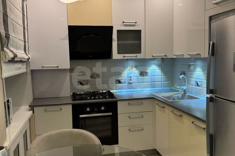 Продаётся 2-комнатная квартира, 43.4 м²