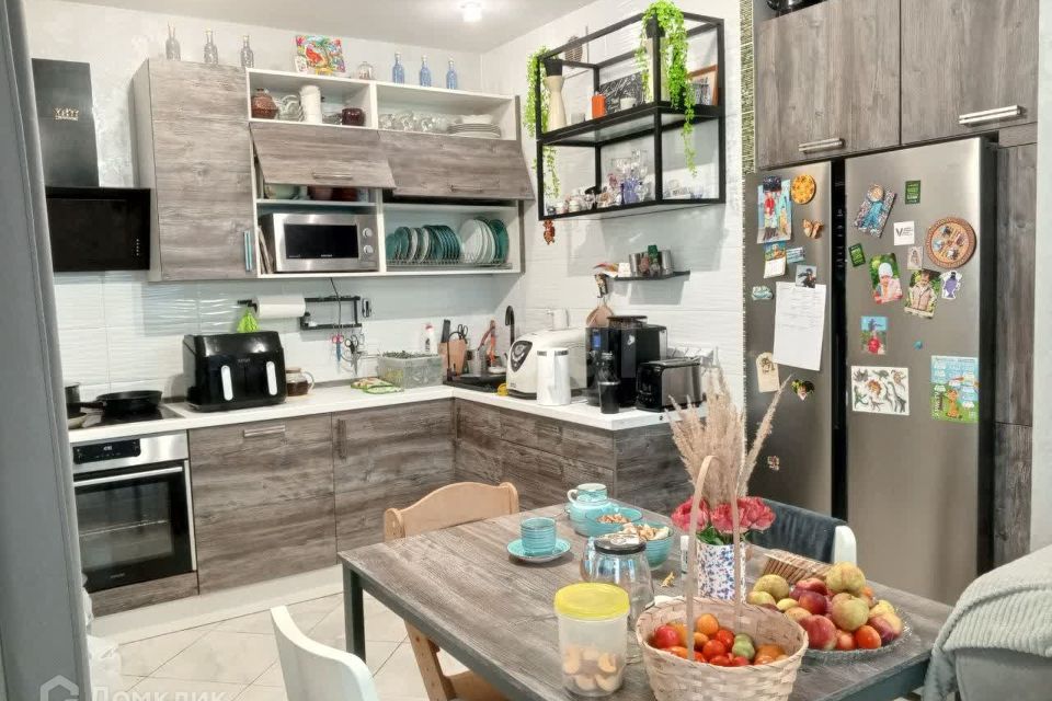 Продаётся 3-комнатная квартира, 82.2 м²