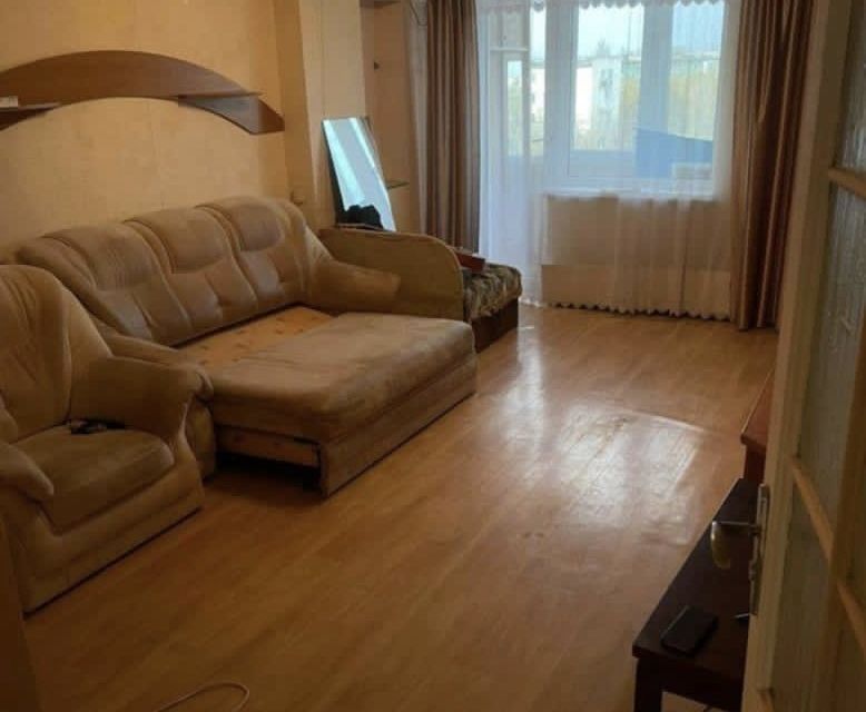 Продаётся 2-комнатная квартира, 55.6 м²